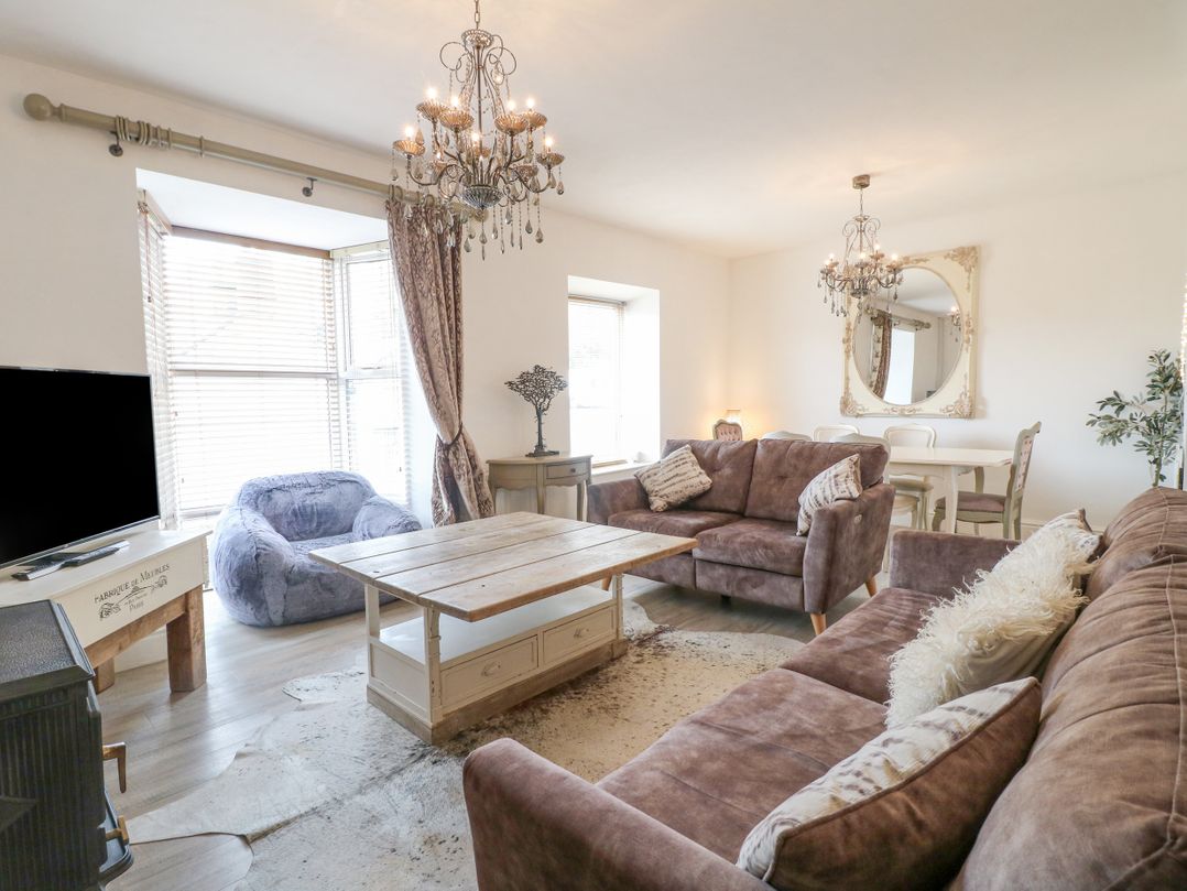 Matlock Maisonette