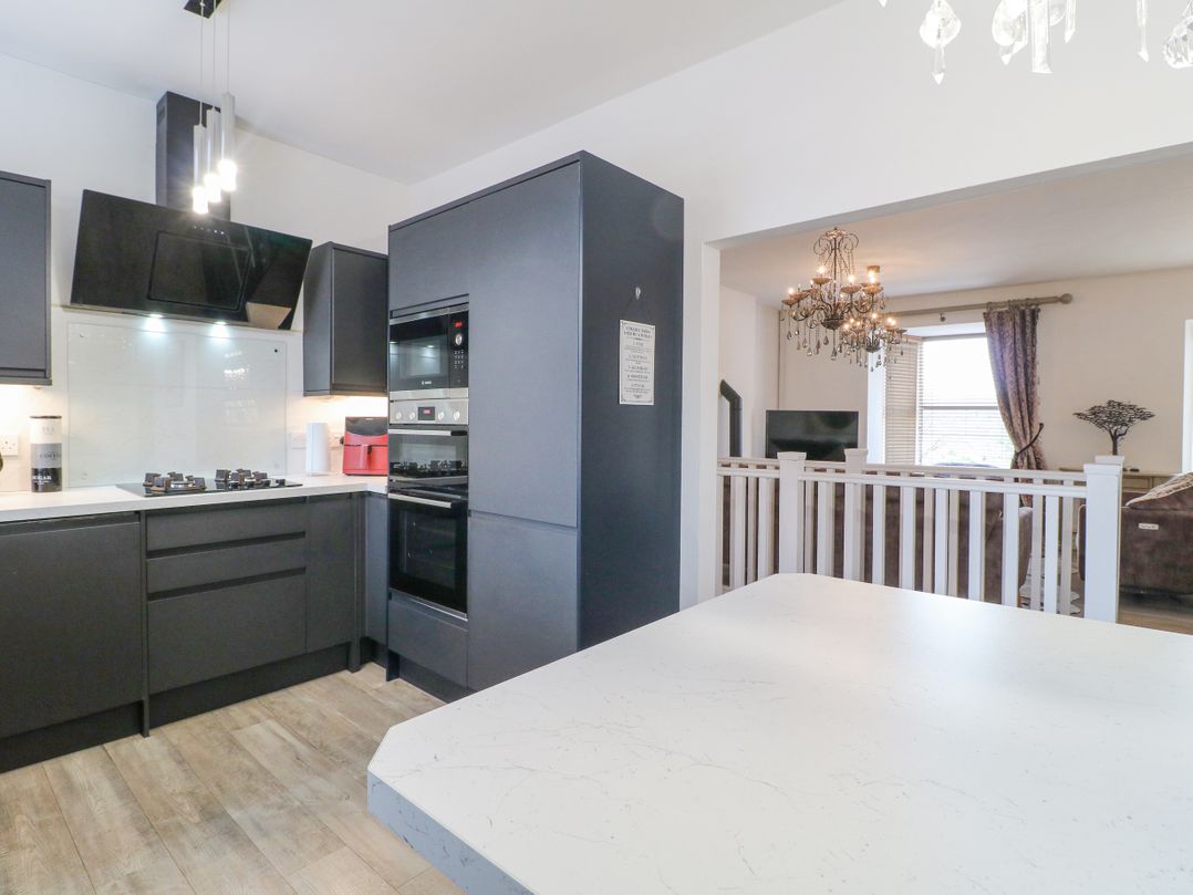 Matlock Maisonette