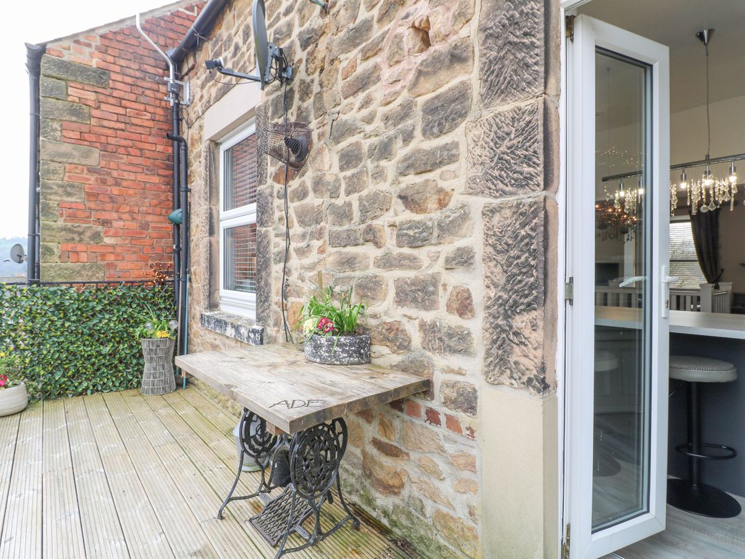 Matlock Maisonette