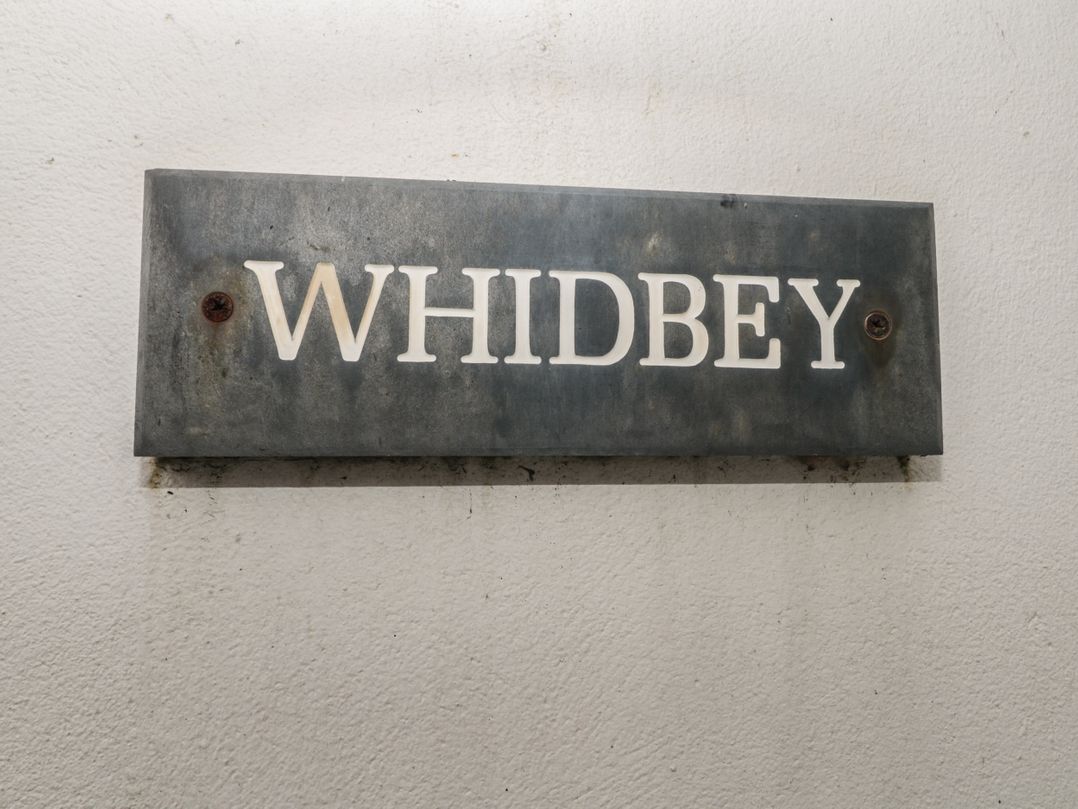 Whidbey Luxury Apartment