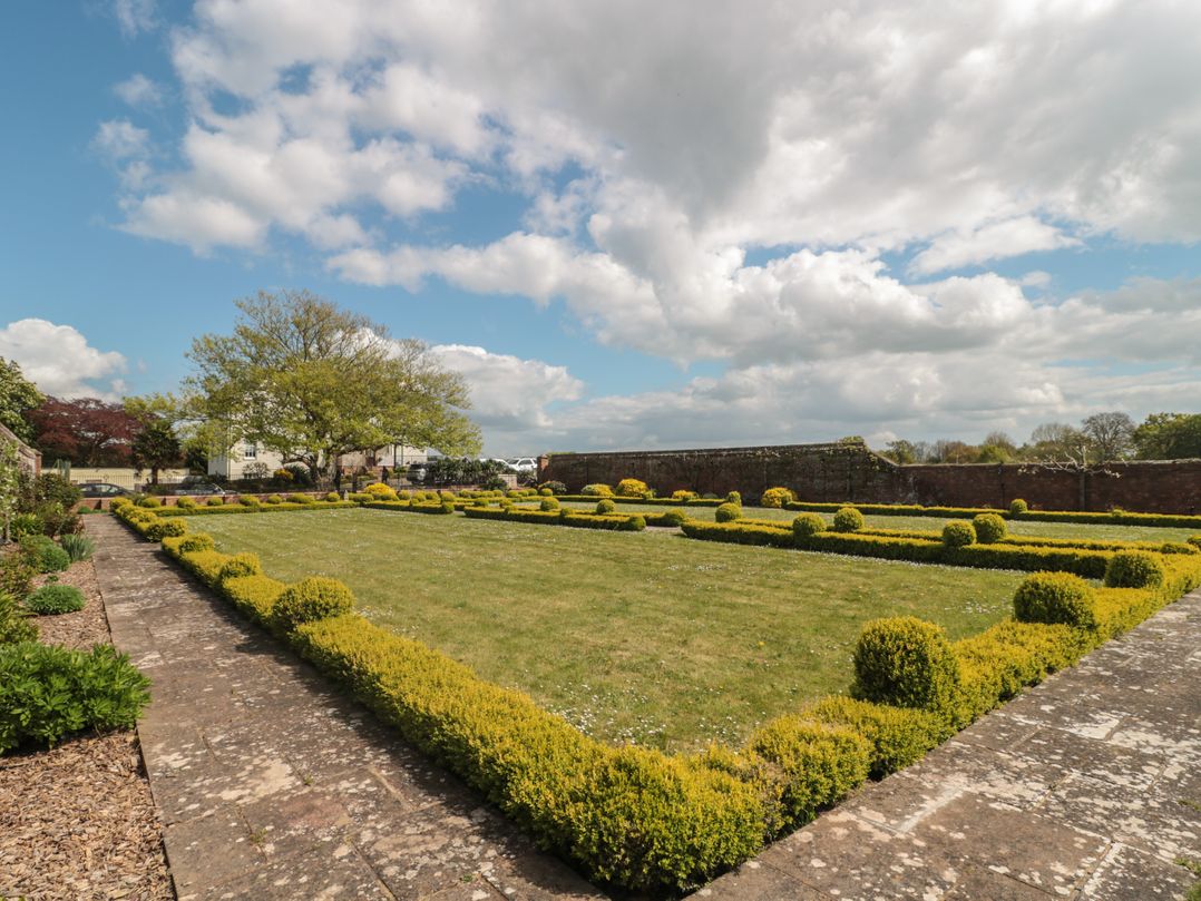 Buckland House