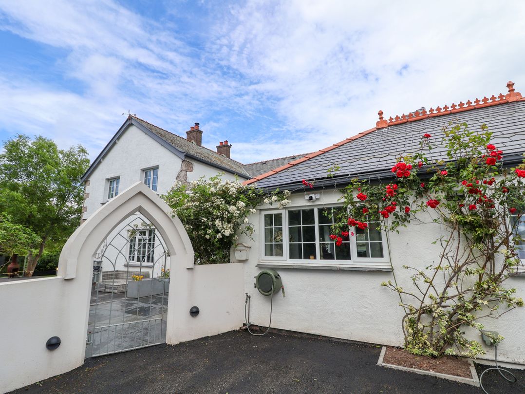 The Manor House Skerry Vore