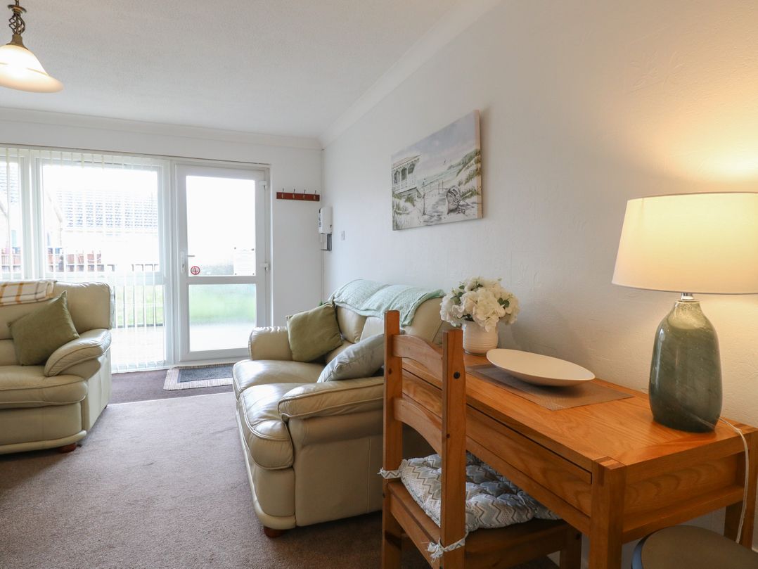 19 Waterside Park