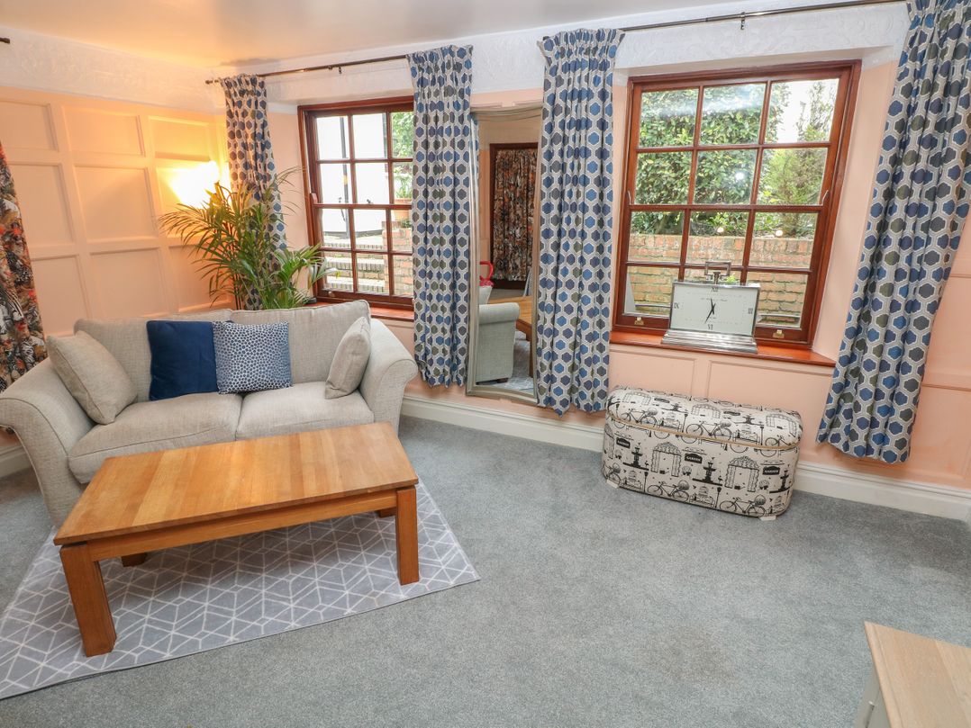The Laurels Flat