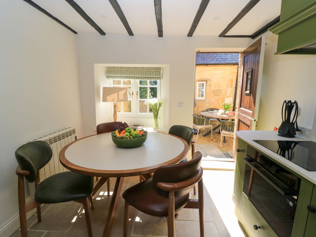 Broadway Cottage