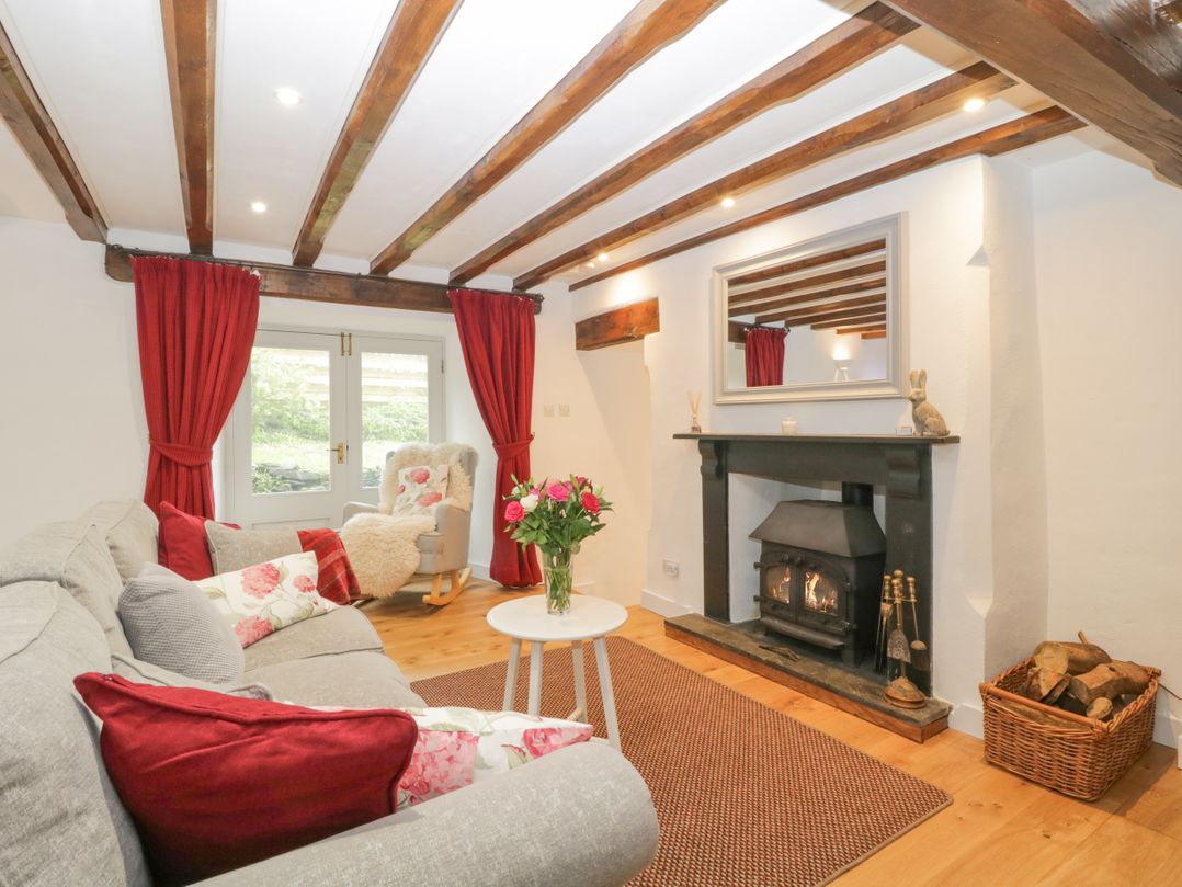 4 Barton Cottages