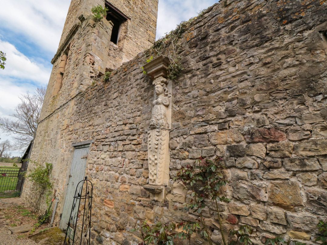 Snape Castle Garden Lodge