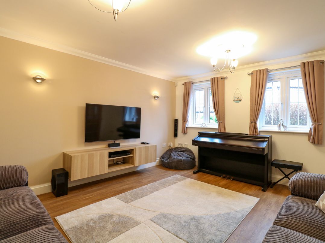 19 Stablefield Way
