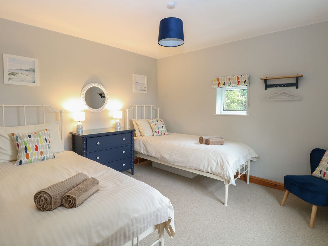 Flint Cottage