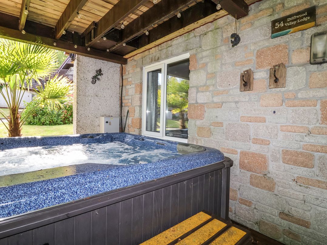 Driftwood - 54 Valley Lodge