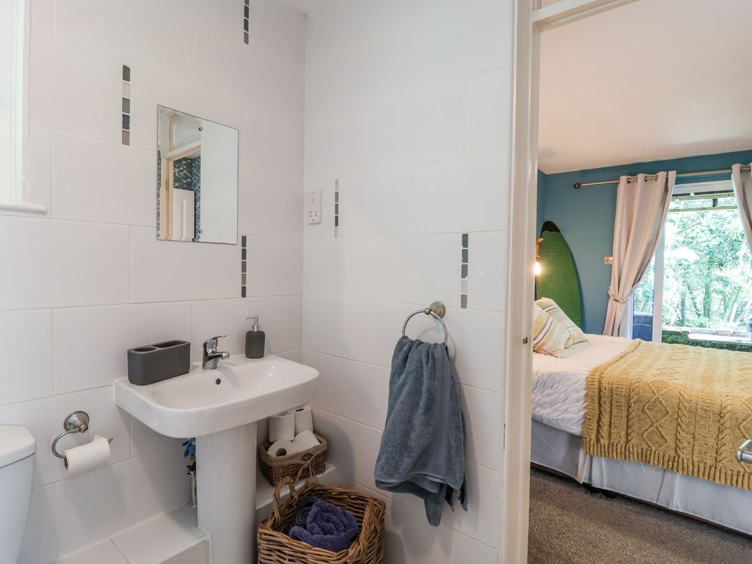 Driftwood - 54 Valley Lodge