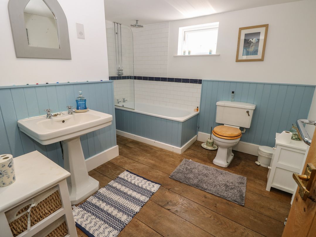 Guildford Farmhouse