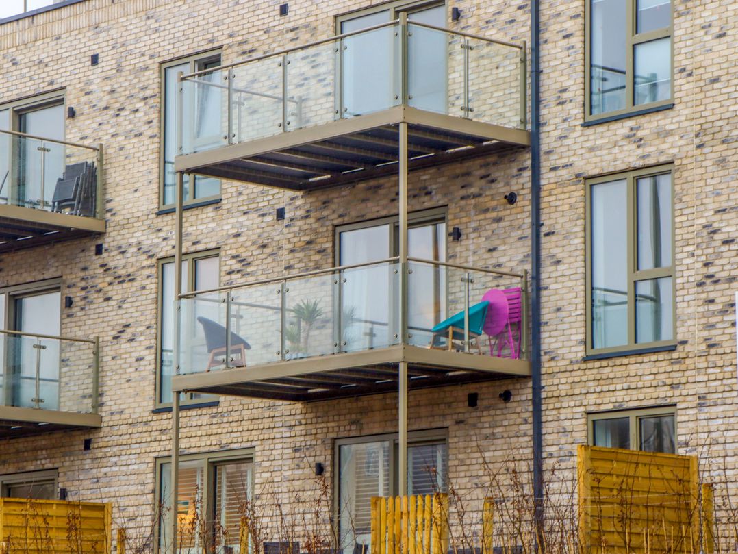 No. 7 Rolle Gardens