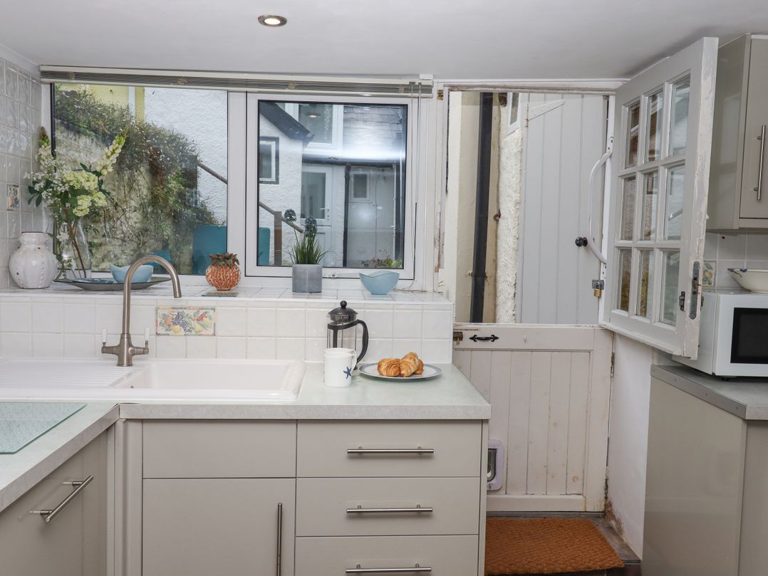 3 Pebble Cottage