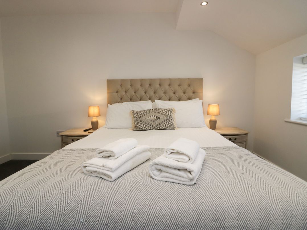 Edgemere Hideaway