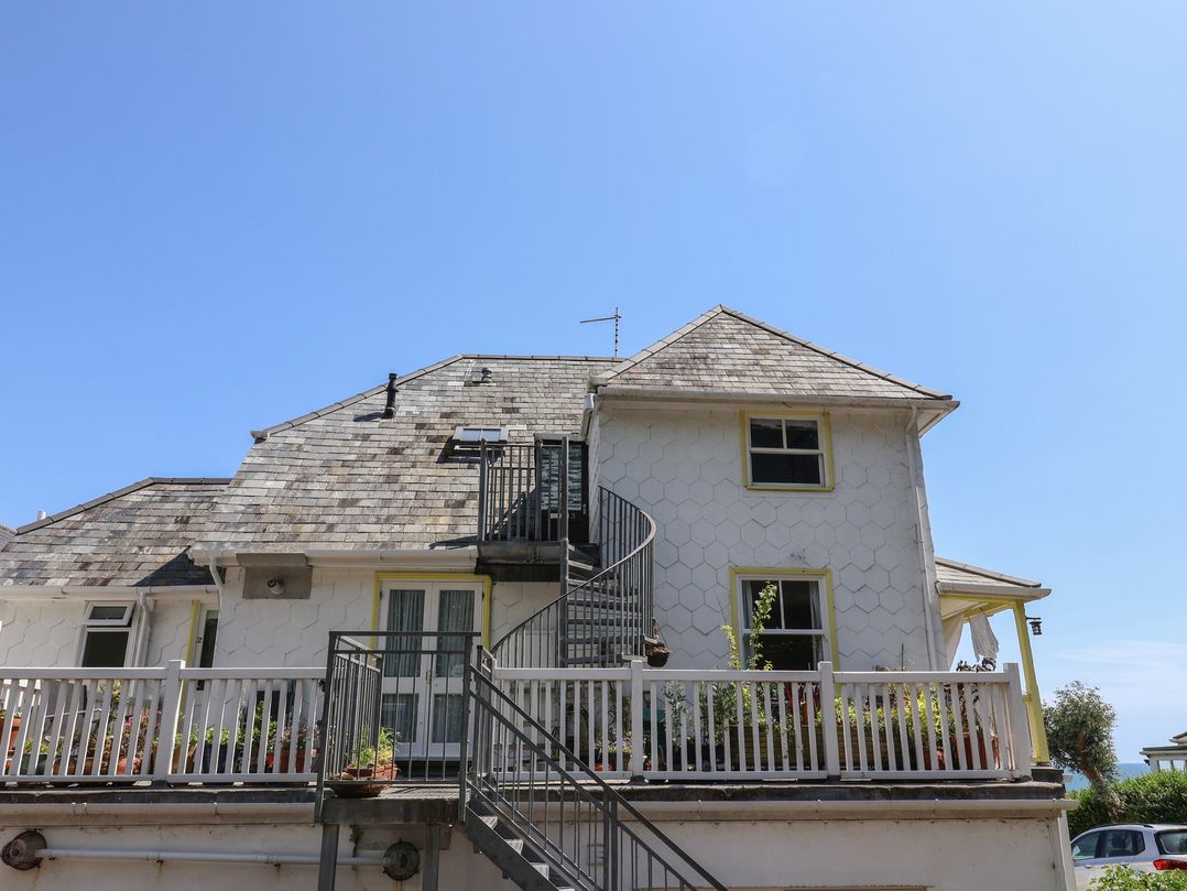 3 Harbour Heights