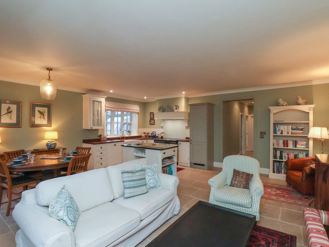 Barn Conversion Roding Cottage