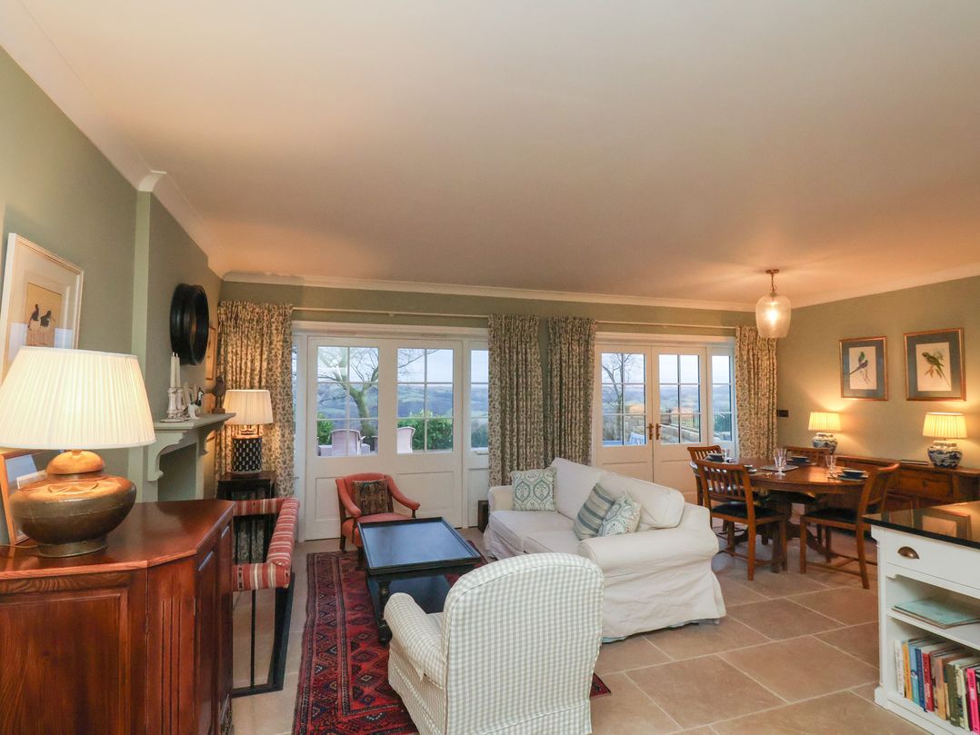 Barn Conversion Roding Cottage