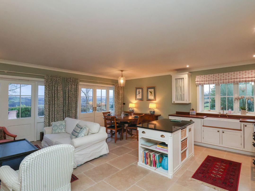 Barn Conversion Roding Cottage