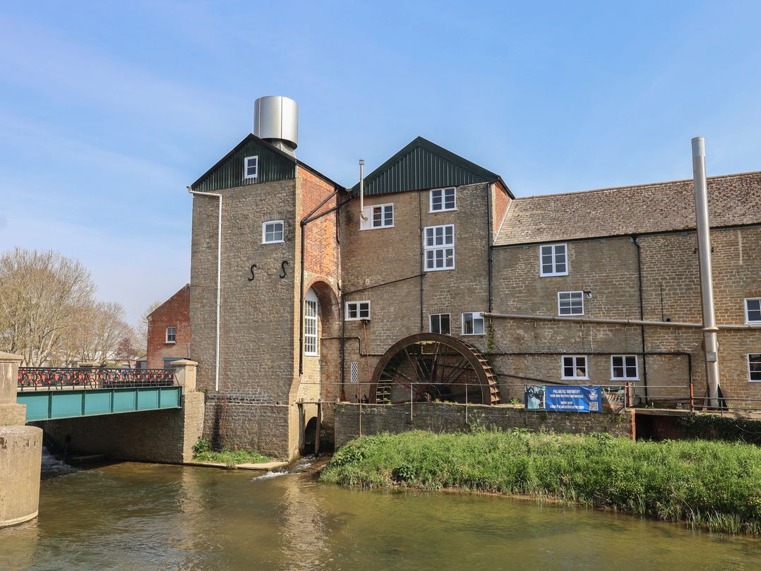 6 Bedford Place
