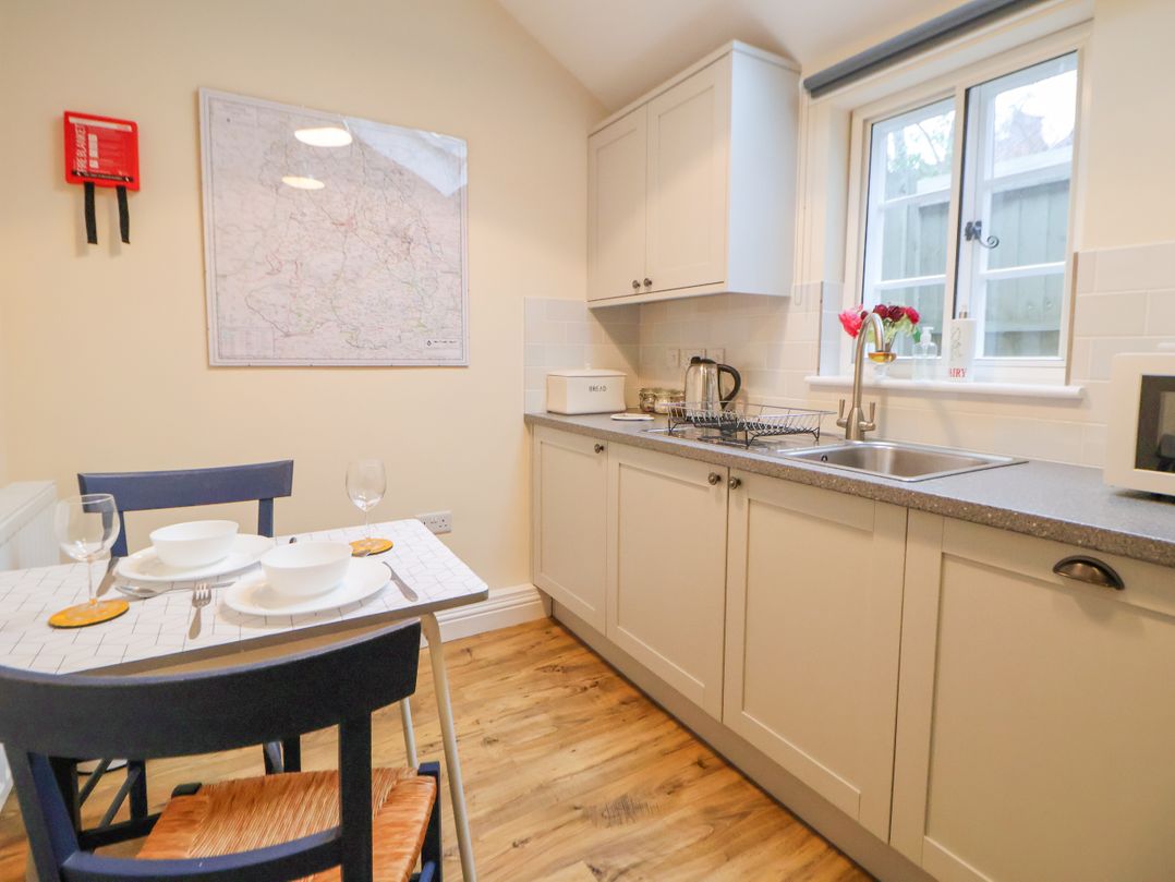 Medlar Cottage
