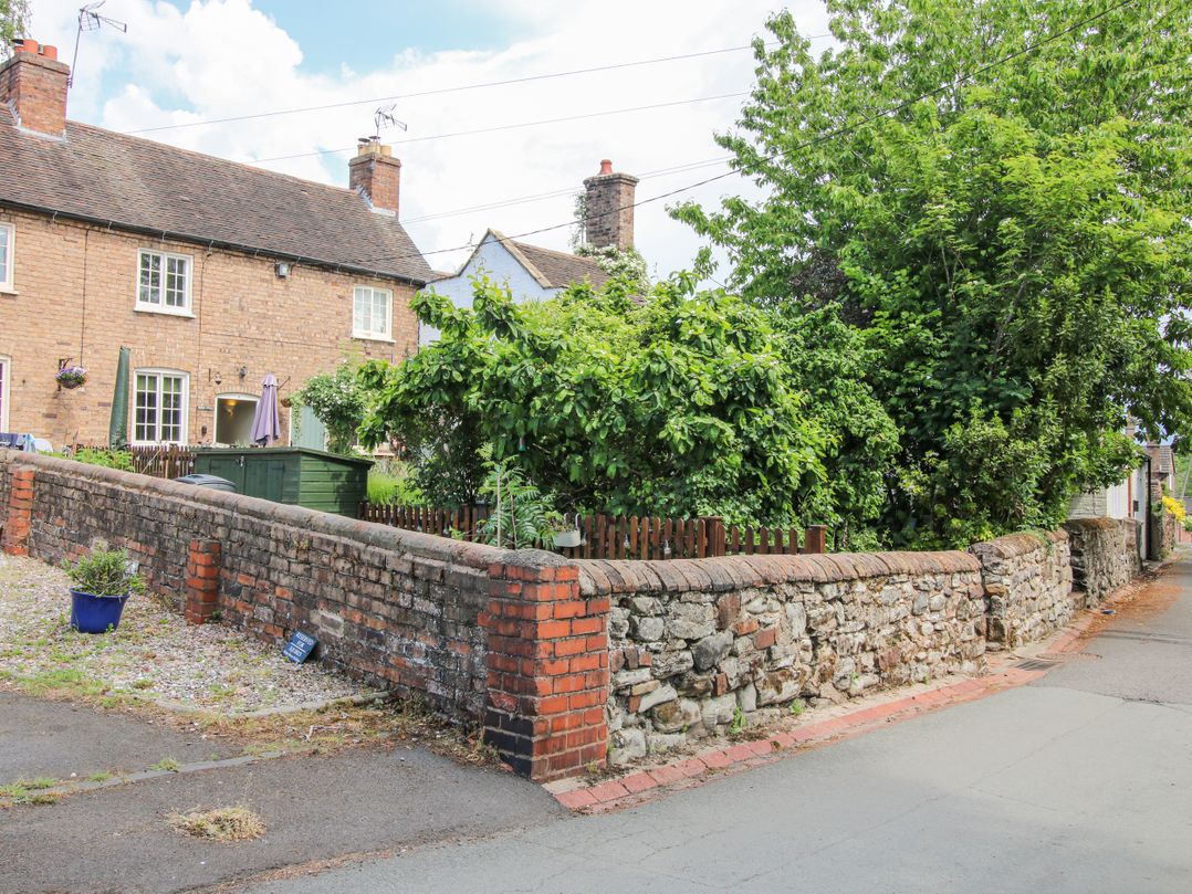 Medlar Cottage