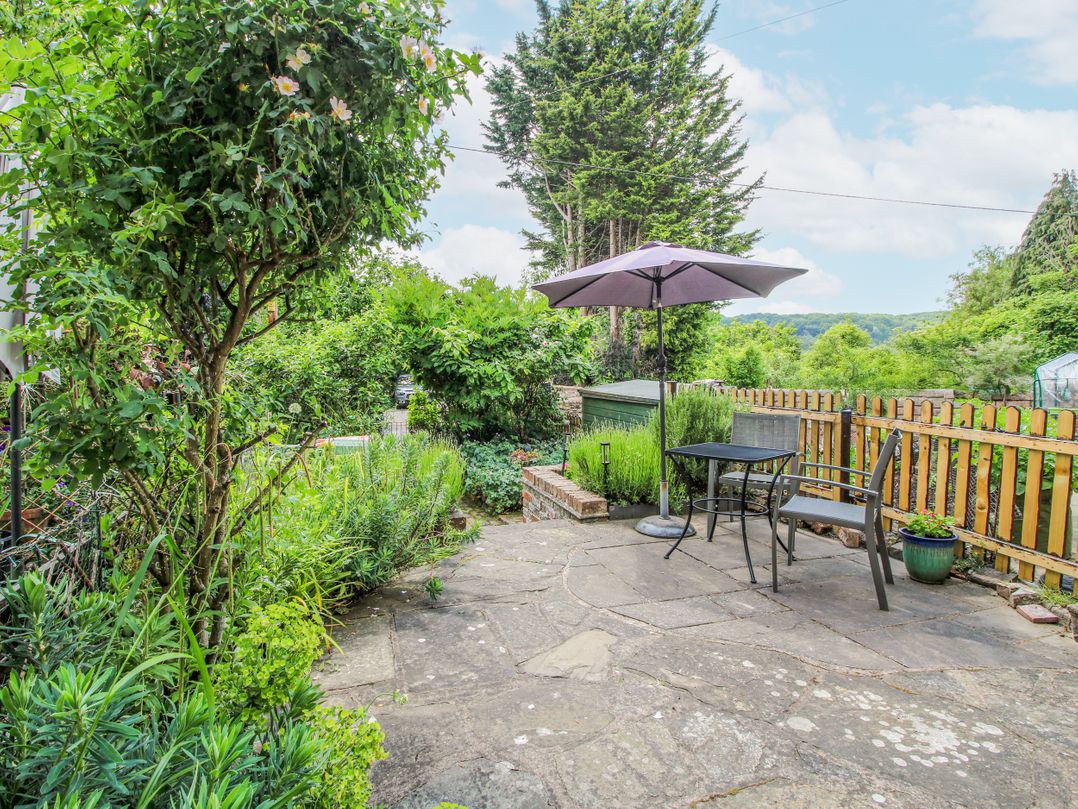 Medlar Cottage