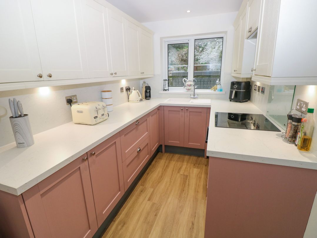 3 Somerset Place