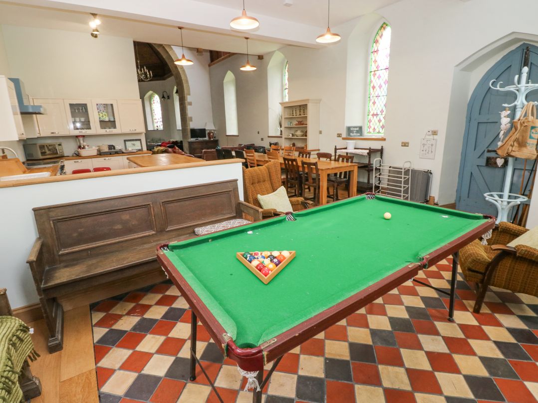 Church Llygad Y Dyffryn