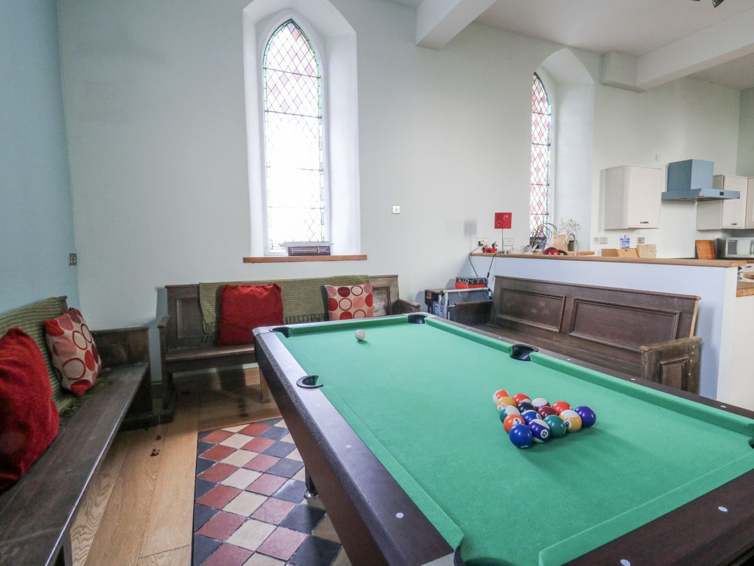 Church Llygad Y Dyffryn