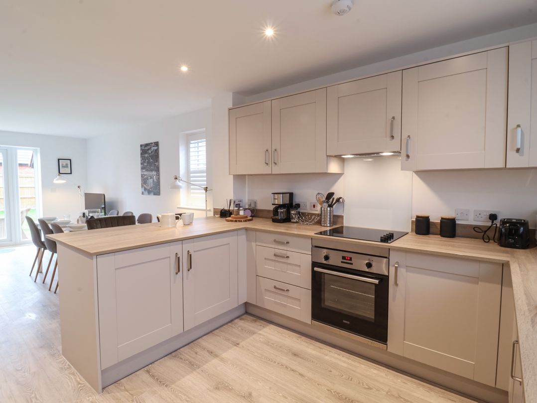 Inishnee House