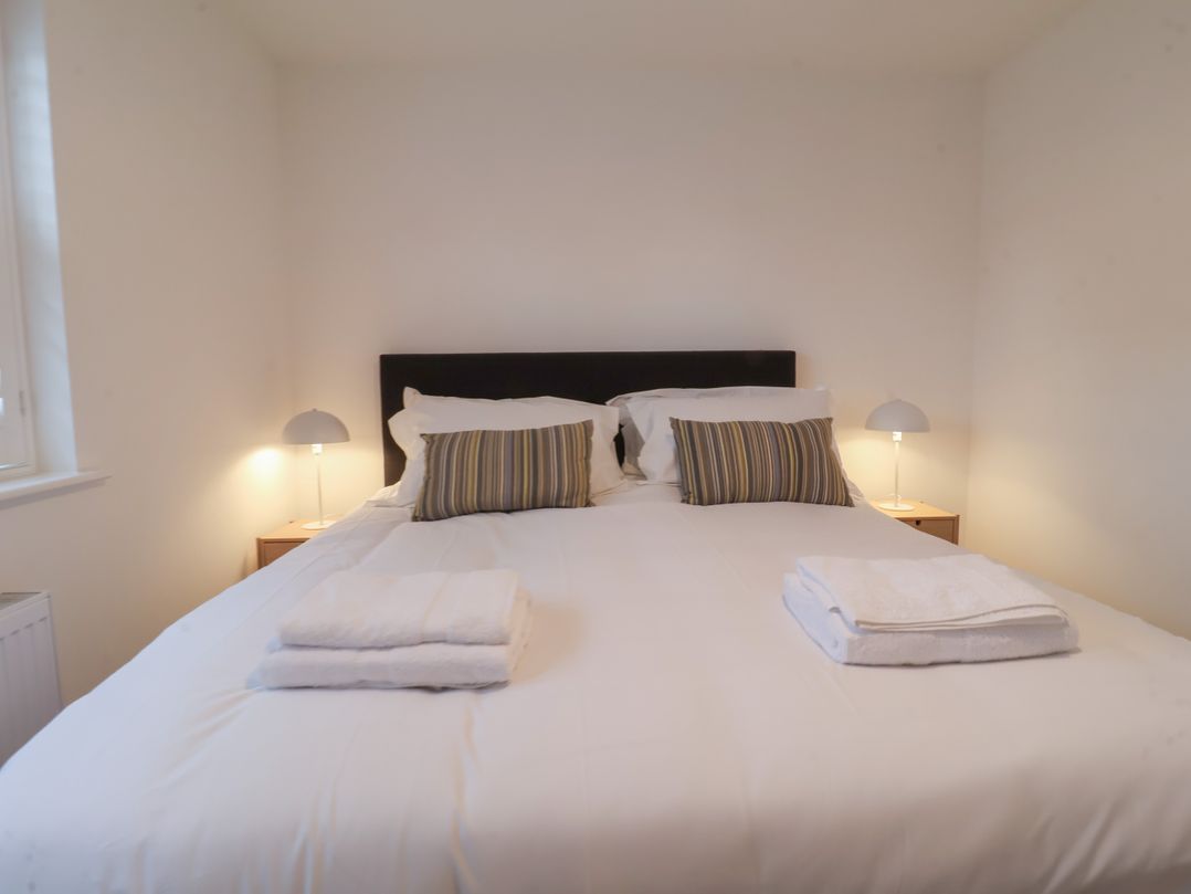 Inishnee House