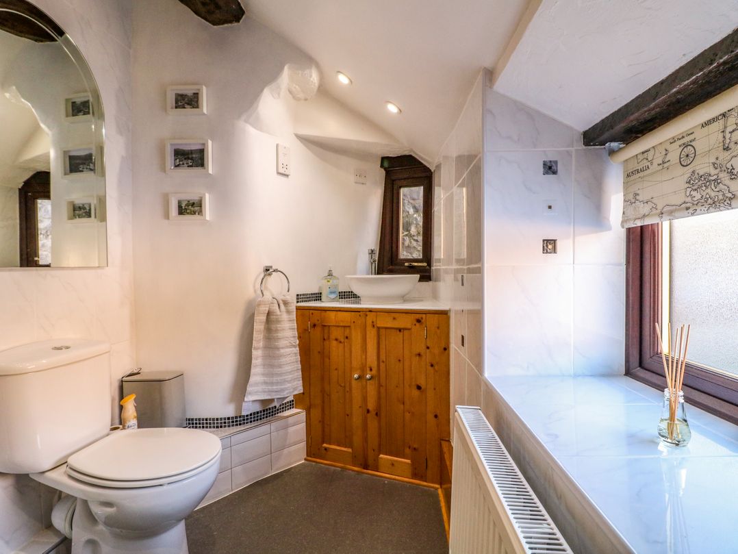 Peak Cottage