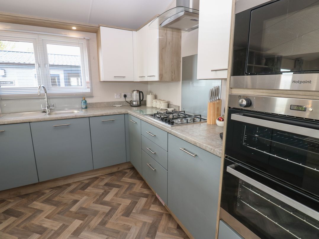 Brocklebank Lodge, 35