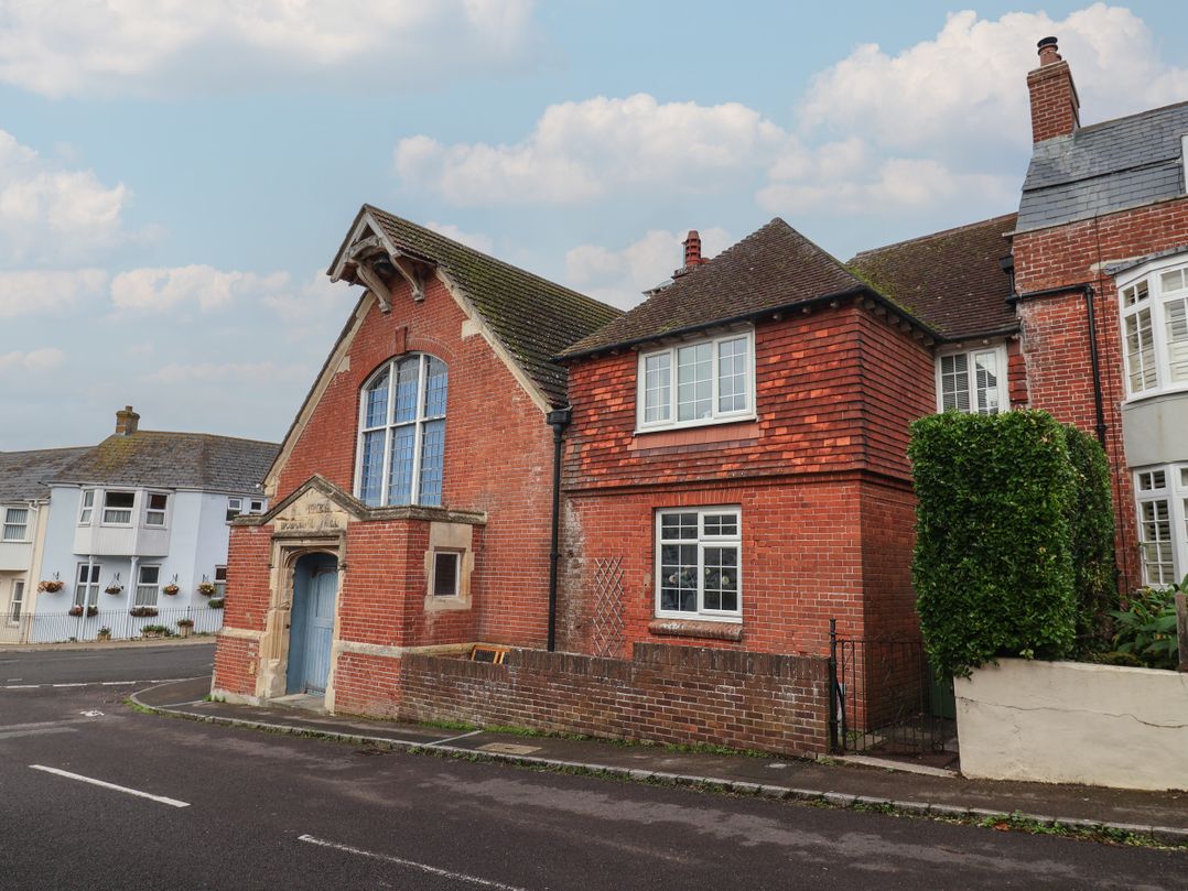 18 Chamberlaine Road