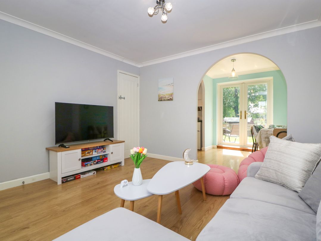 20 Honeycroft