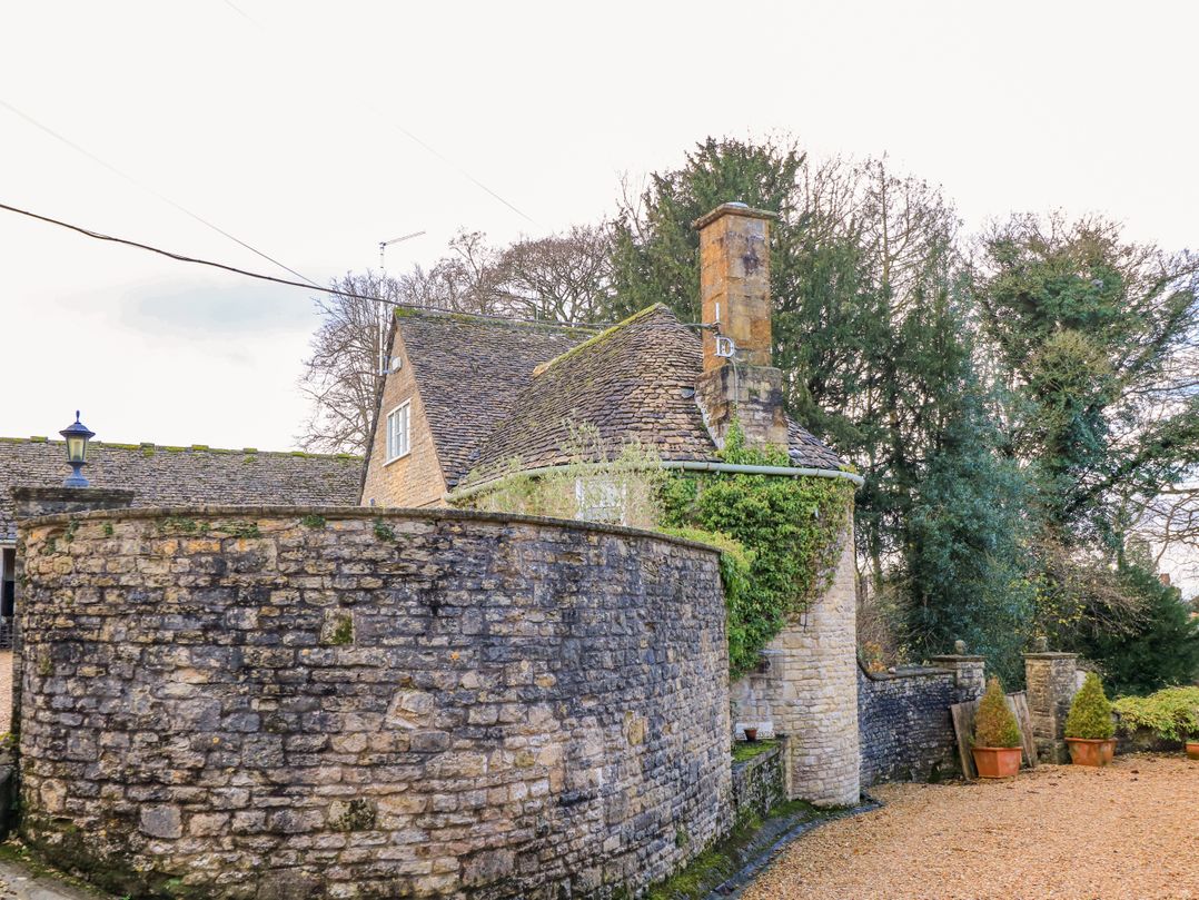 The Elm Coach House