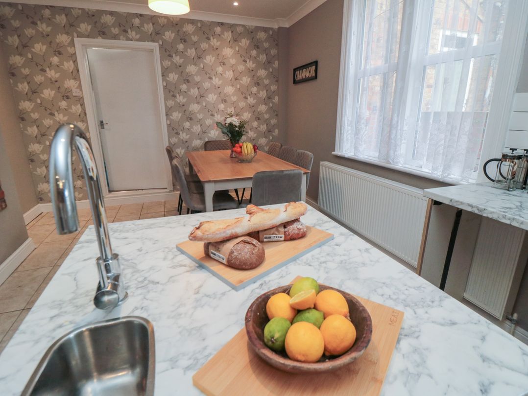 28 Tennyson Avenue