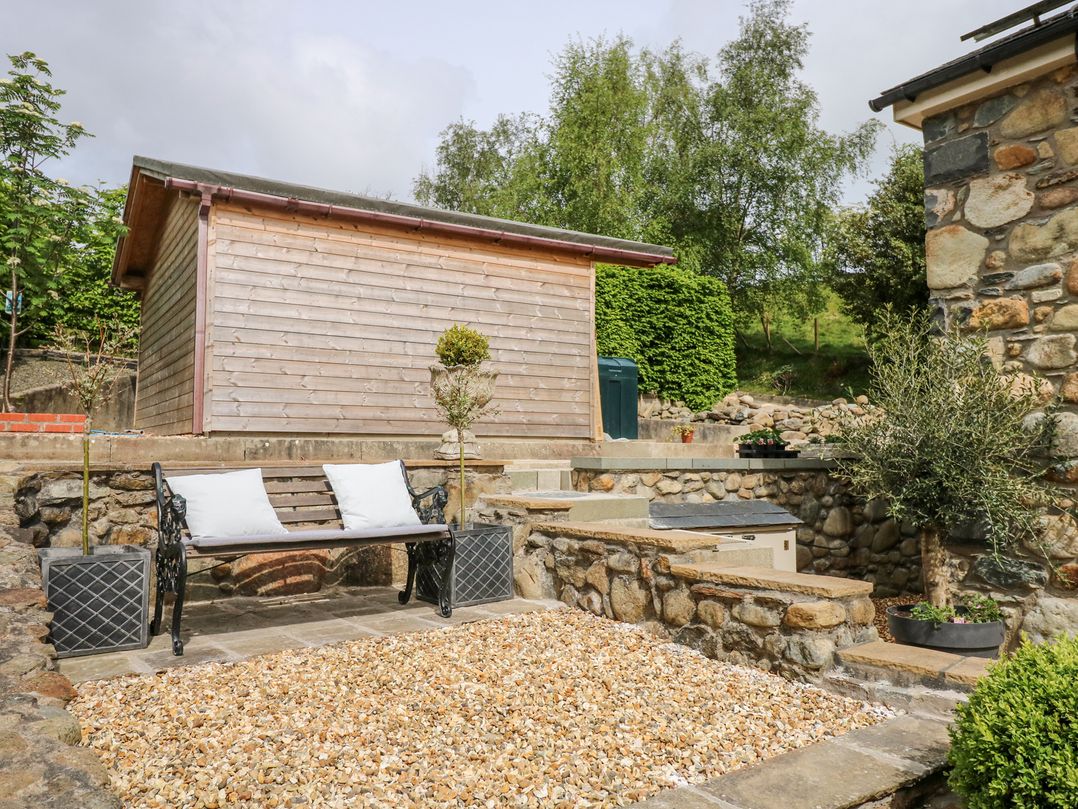Holly Cottage