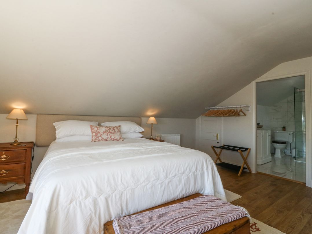 Holly Cottage