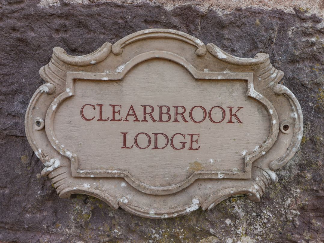 Clearbrook Lodge