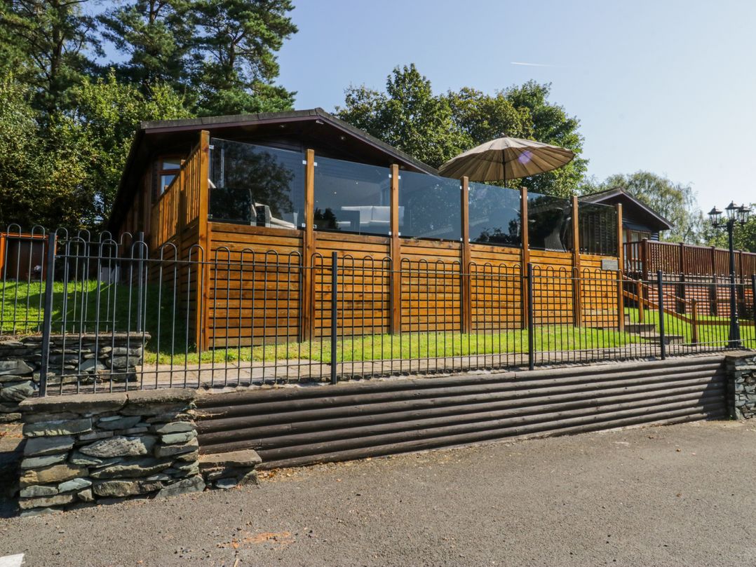 Lakeland View Lodge