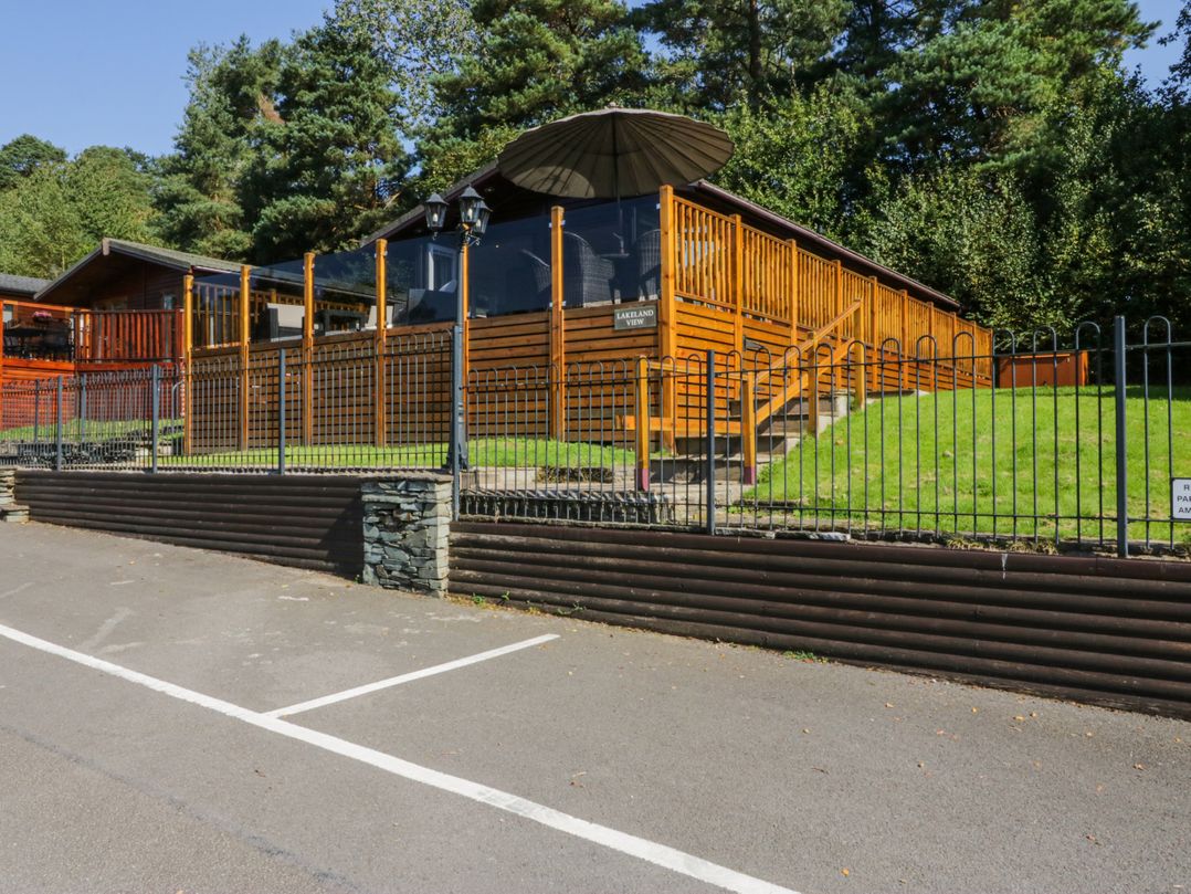Lakeland View Lodge