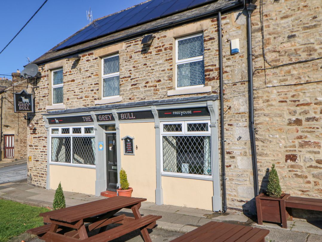 64 High Street