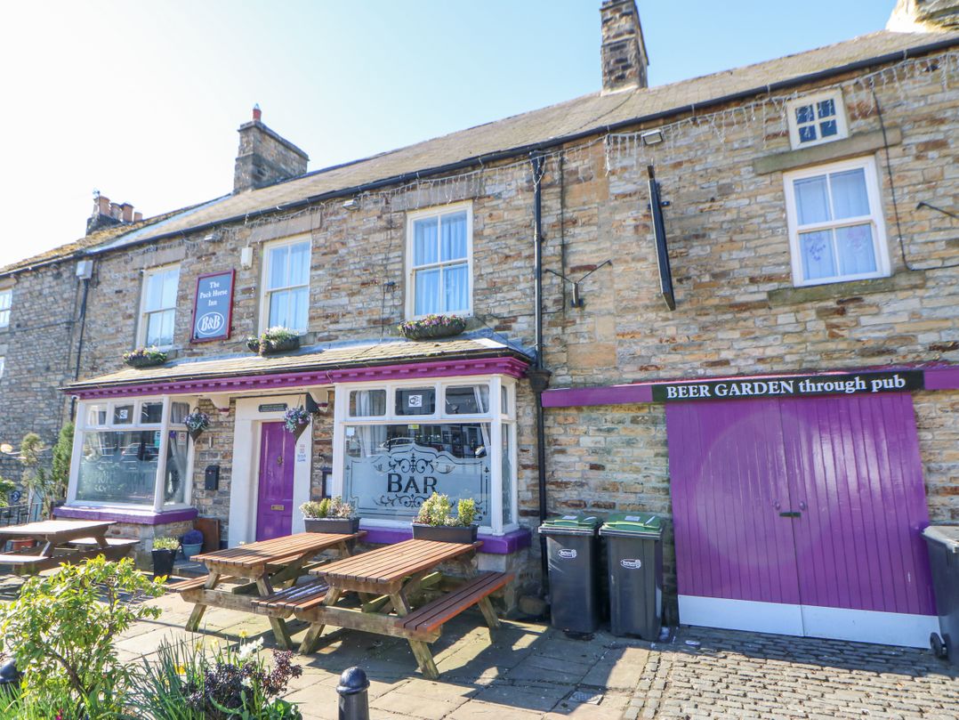 64 High Street
