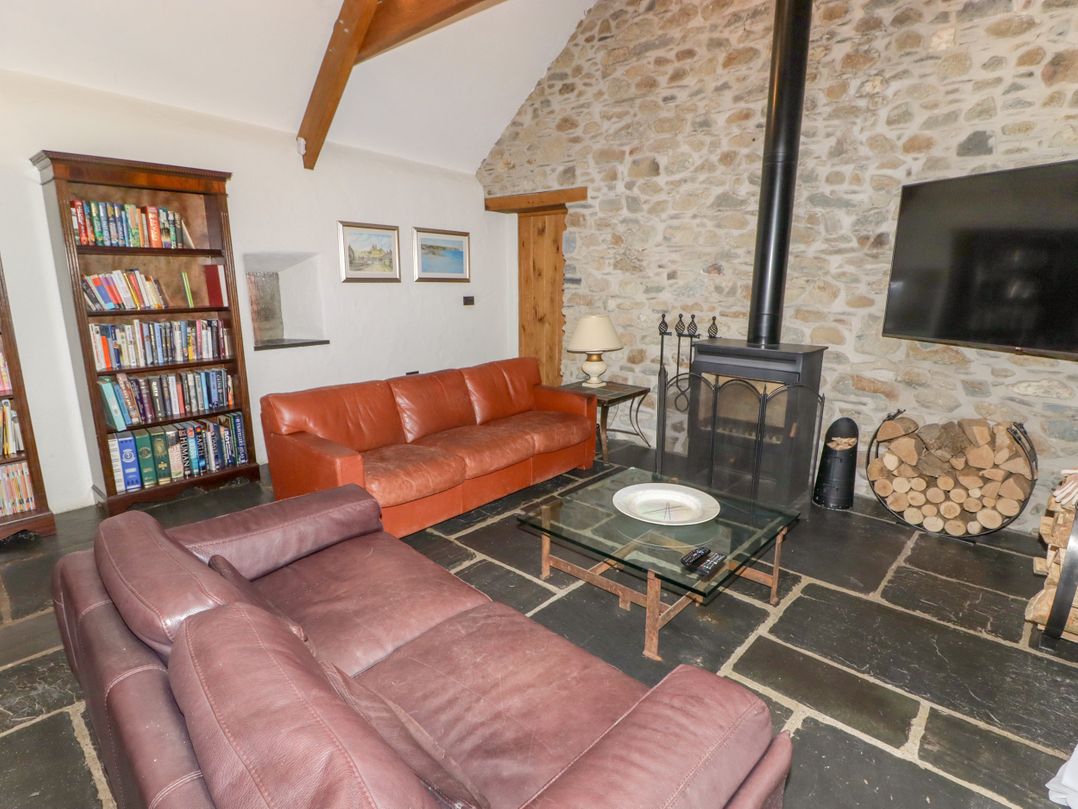 St Dogwells Barn