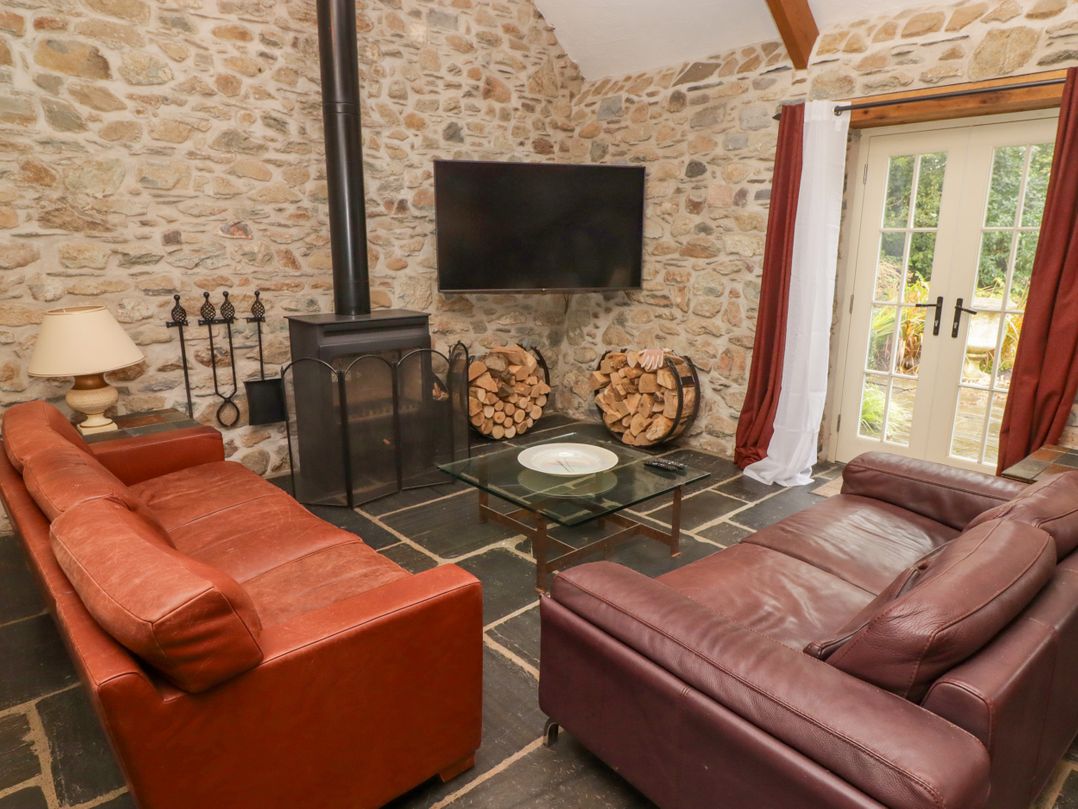 St Dogwells Barn