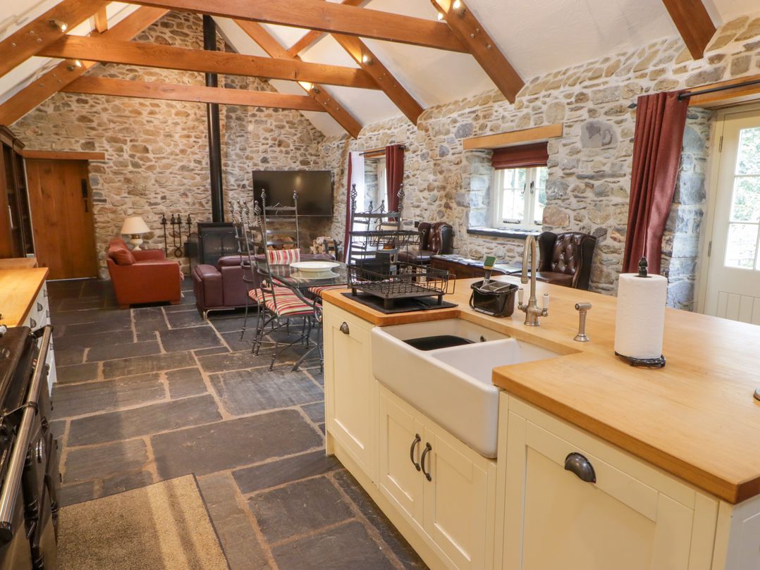 St Dogwells Barn