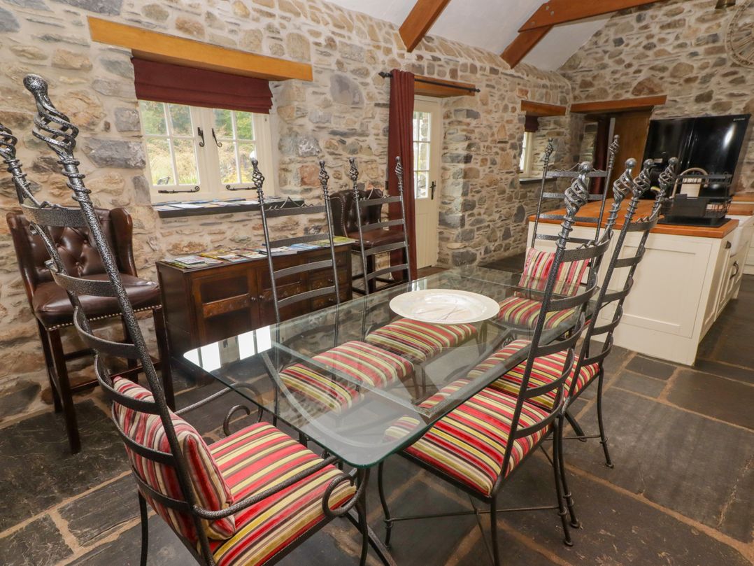 St Dogwells Barn