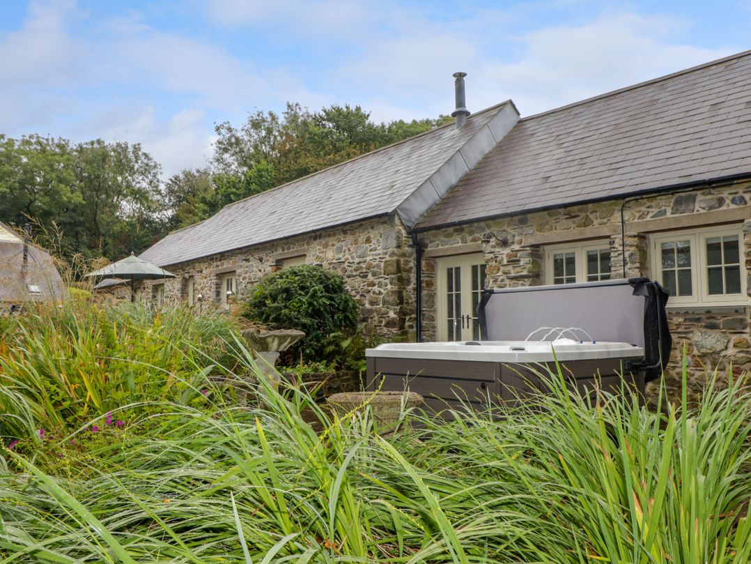 St Dogwells Barn